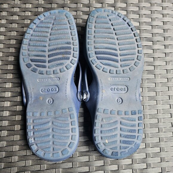 Crocs Women's Blue Flat Strappy Sandals Size 6 Waterproof Flexible Comfortable - Picture 8 of 9